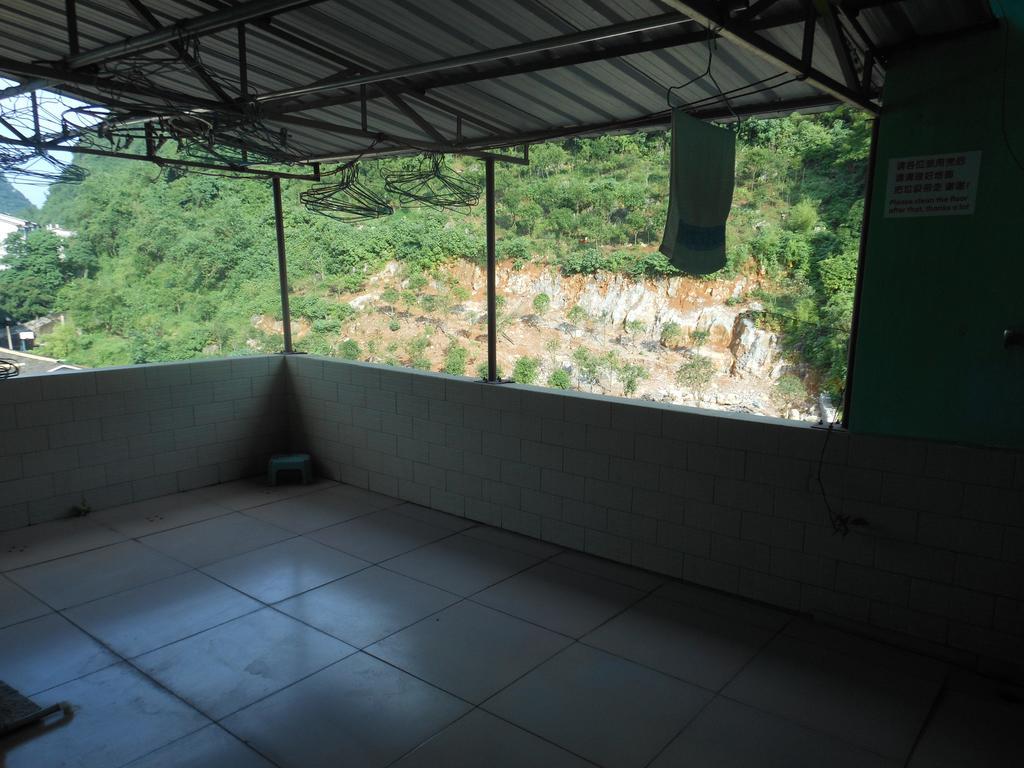 Yangshuo Travellers Land Youth Hostel Exterior foto