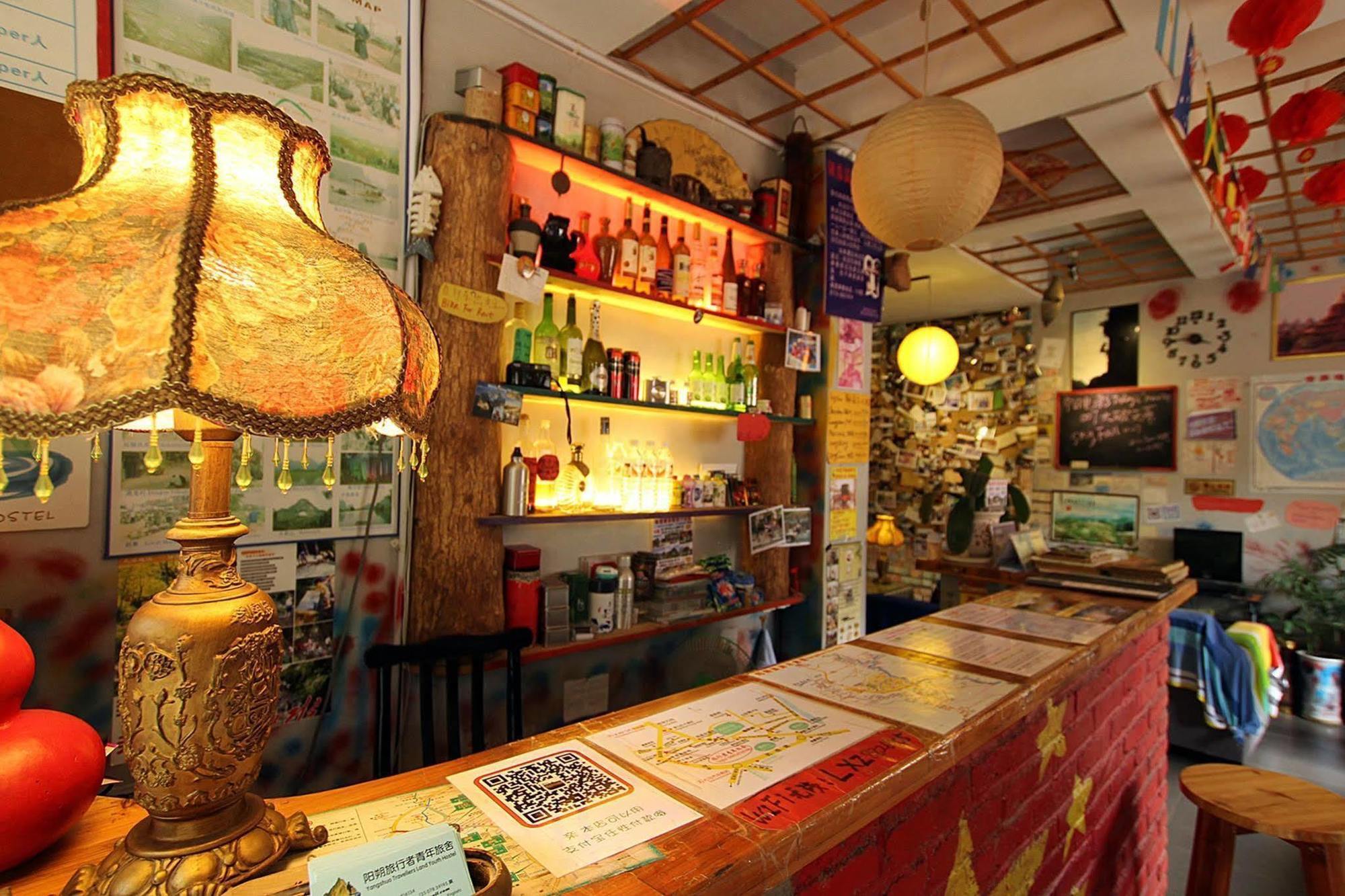 Yangshuo Travellers Land Youth Hostel Exterior foto